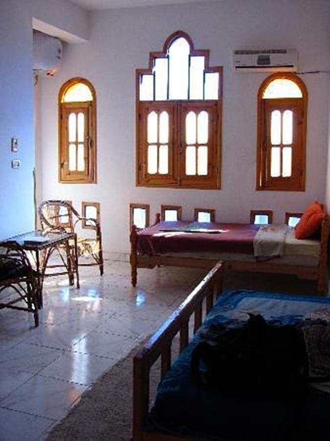 El Fayrouz Hotel Луксор Екстериор снимка
