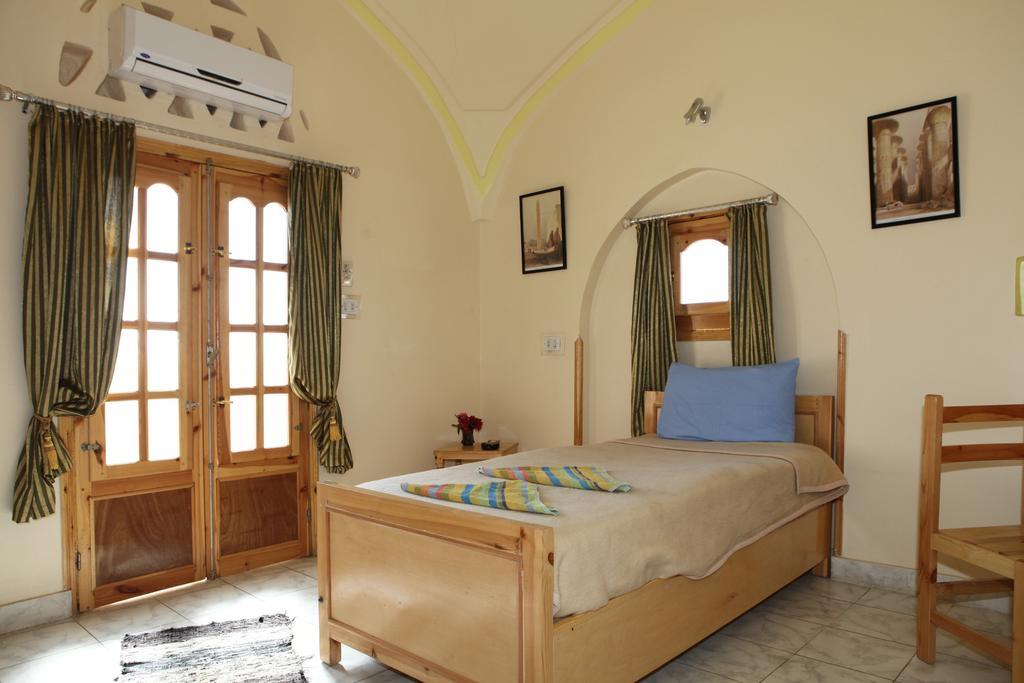 El Fayrouz Hotel Луксор Стая снимка