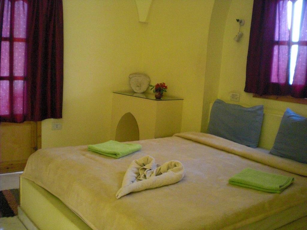 El Fayrouz Hotel Луксор Стая снимка