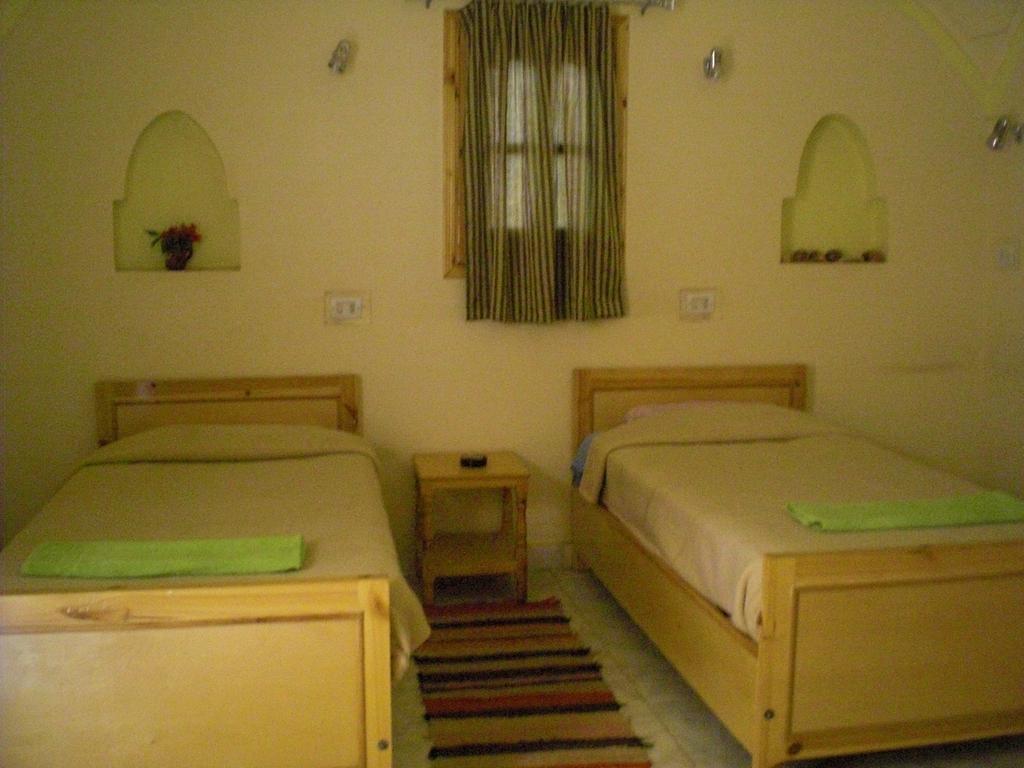 El Fayrouz Hotel Луксор Стая снимка